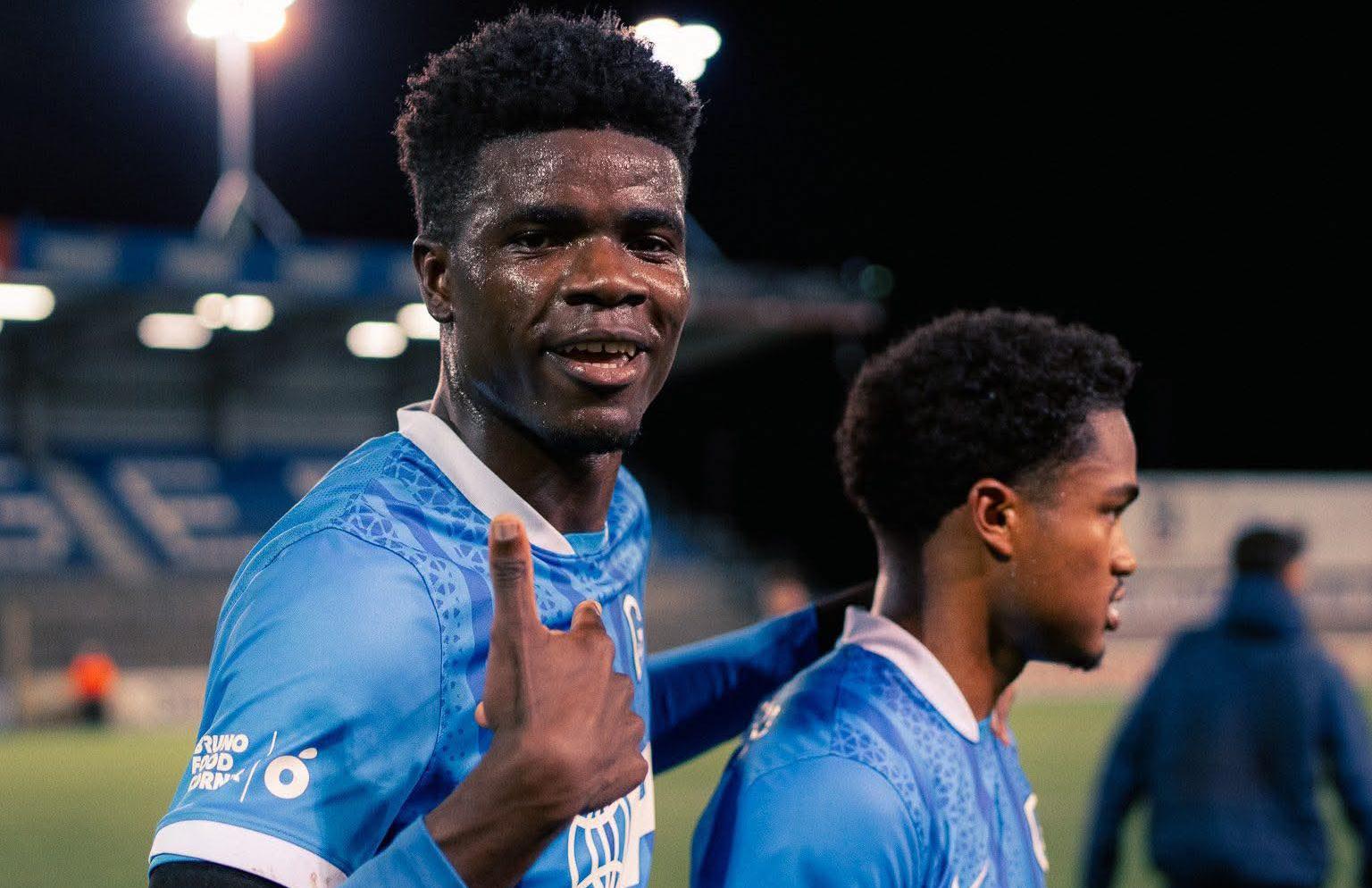 Aaron Bibout, l'attaquant camerounais de Genk, dans le viseur de clubs de Ligue 1