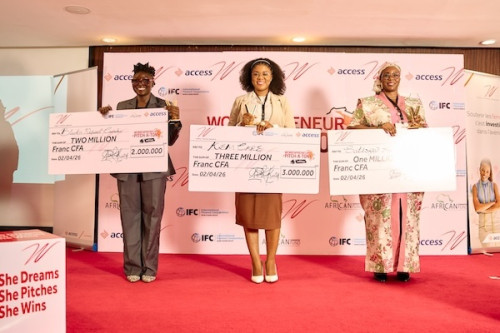 Access Bank Cameroon prime trois entrepreneures lors de la première édition du Womenpreneur Pitch-A-Ton