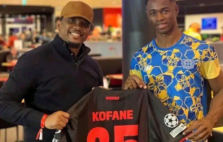 Christian Kofane, attaquant du Bayer Leverkusen, honoré d'être comparé à Samuel Eto'o