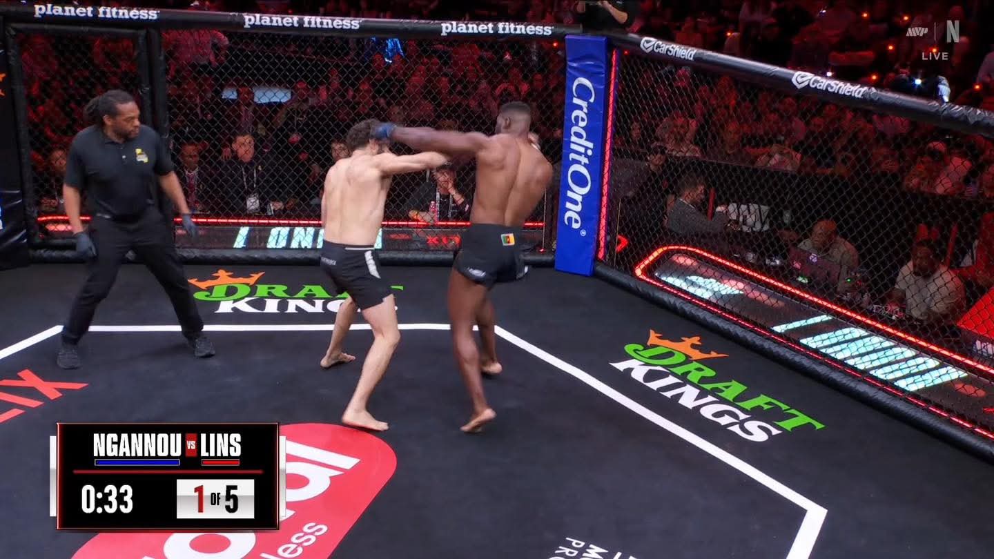 Francis Ngannou signe un retour fracassant avec un KO au premier round et un potentiel gain de 1,5 million de dollars