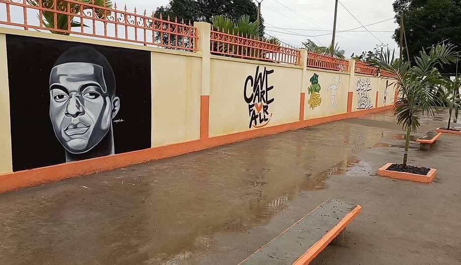 Kylian Mbappé rénove une école publique à Bonendale, Cameroun, via sa fondation