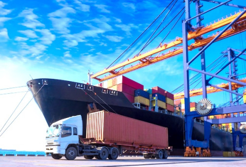 Commerce Cameroun-Iran-Golfe : le déficit se réduit, la dépendance énergétique persiste