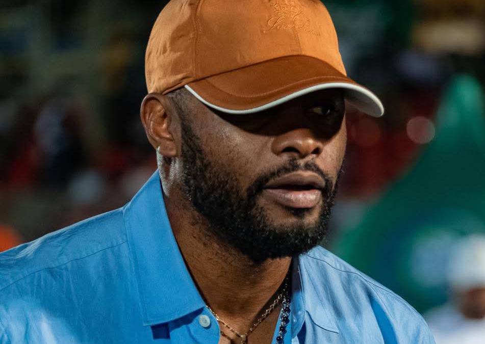 Alexandre Song encense le nouveau siège de la FECAFOOT : « Il faut féliciter le président pour ce qu'il a fait »