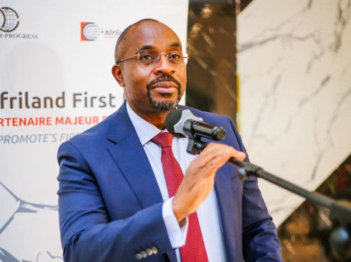 Afriland First Bank vise à renforcer son soutien aux PME camerounaises avec 1 200 milliards de FCFA de crédits