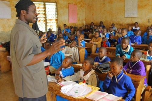 Cameroun : 3 442 enseignants du secondaire sommés de justifier leur présence sous 14 jours sous peine de radiation
