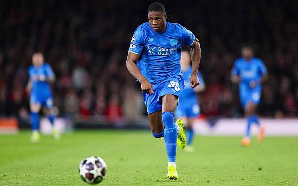 Malgré la défaite de Leverkusen, le Camerounais Christian Kofane se distingue à Stuttgart