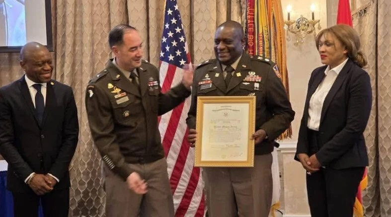 Cyr Kamga Tabopda : Un Camerounais Bamiléké promu Lieutenant-Colonel dans l'armée américaine