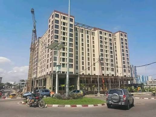 Douala : L'État rétracte la concession du titre foncier de DJEUGA Palace après 17 ans de litige