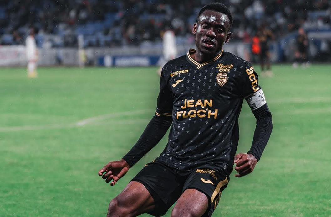 Le Camerounais Arthur Avom élu pépite du mois d'avril en Ligue 1