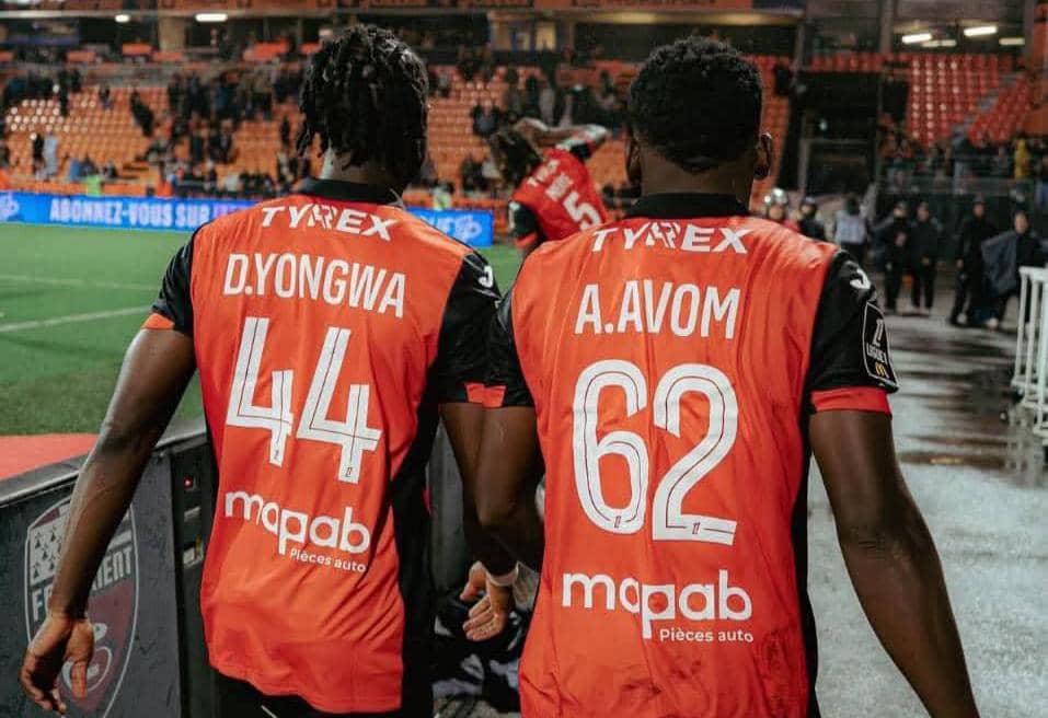 La complicité camerounaise de Darlin Yongwa et Arthur Avom illumine le FC Lorient