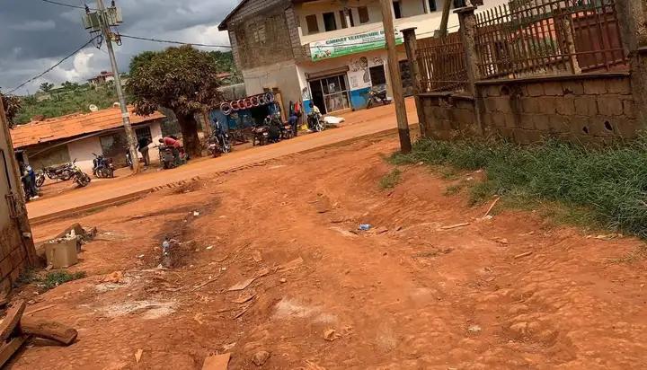 Agression à Yaoundé : Une femme sauvagement attaquée par son conjoint avec une lame et des clous