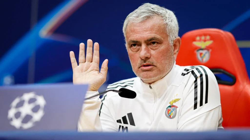 José Mourinho répond aux rumeurs de retour au Real Madrid