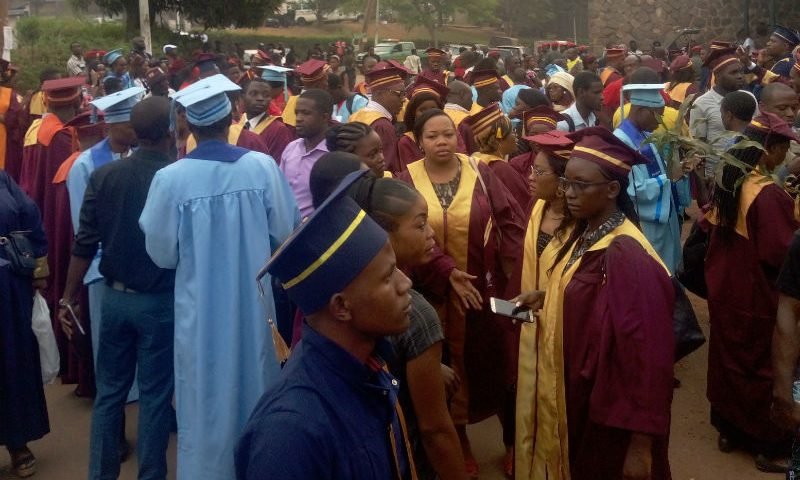 Plus de 3 000 enseignants camerounais risquent d'être radiés pour absentéisme