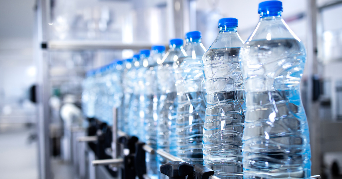 La REGIDESO se lance dans le commerce de l'eau en bouteille en RDC pour diversifier ses revenus