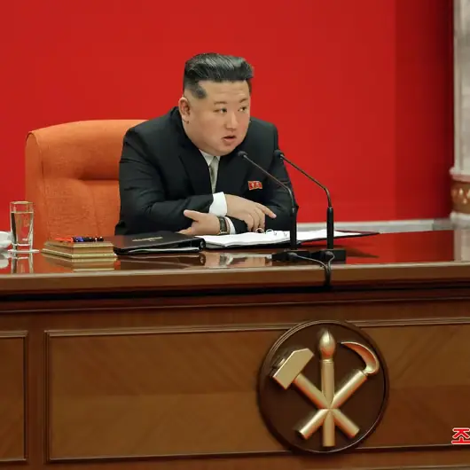 Kim Jong-un propose des missiles à l'Iran : menace sur l'équilibre des forces au Moyen-Orient