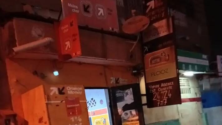 Braquage d'un point Orange Money à Douala : Plus de 7 millions de FCFA emportés et deux personnes prises en otage