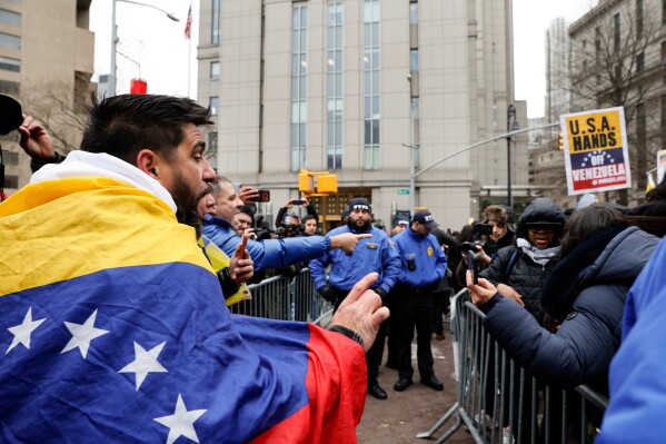 Nicolás Maduro face à la justice américaine pour narcoterrorisme : un procès aux enjeux multiples