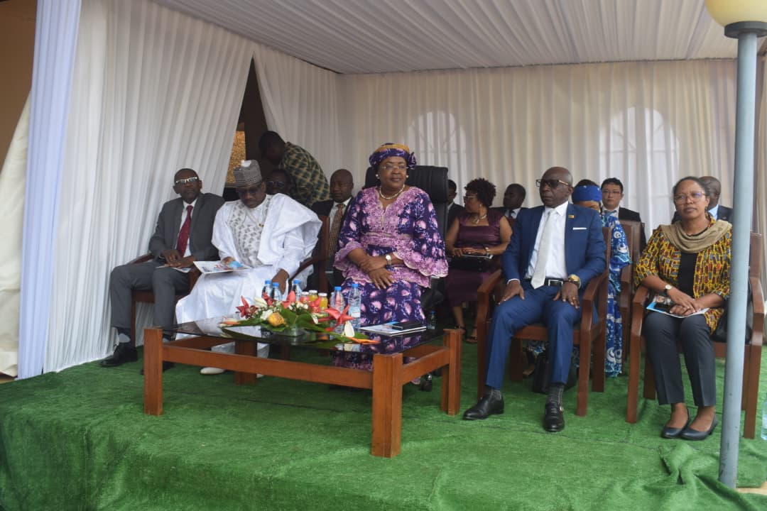 Le Cameroun met l'accent sur la connectivité rurale et la cybersécurité pour 2026