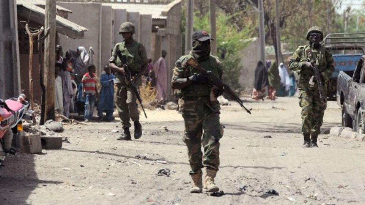 Massacre de Ngarbuh : Human Rights Watch dénonce des condamnations insuffisantes et réclame justice pour les victimes