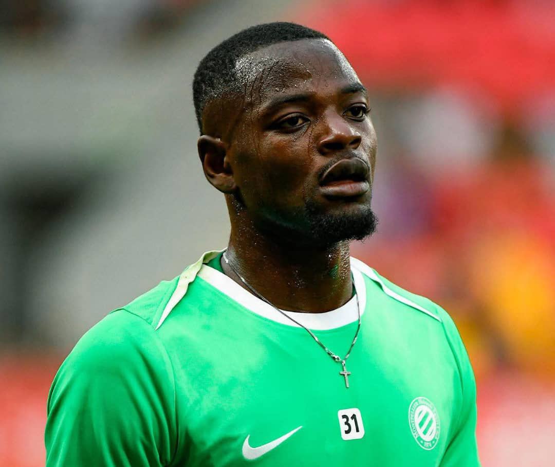 Simon Ngapandouetnbu : le gardien camerounais en lice pour le titre de meilleur de Ligue 2