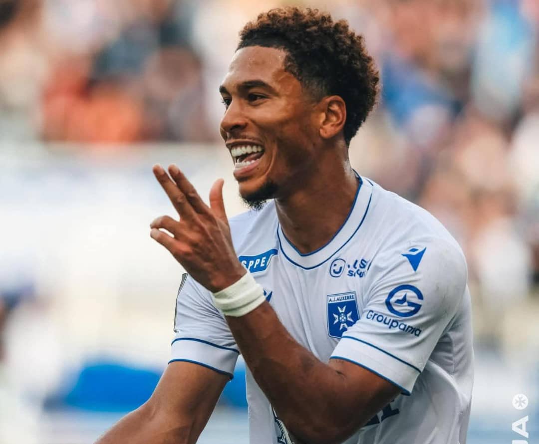 Le transfert définitif de Danny Namaso à l'AJ Auxerre est conditionné au maintien du club en Ligue 1